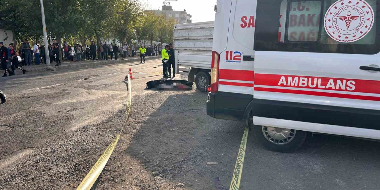 Siverek’te Motosiklet Sürücüsü Hayatını Kaybetti