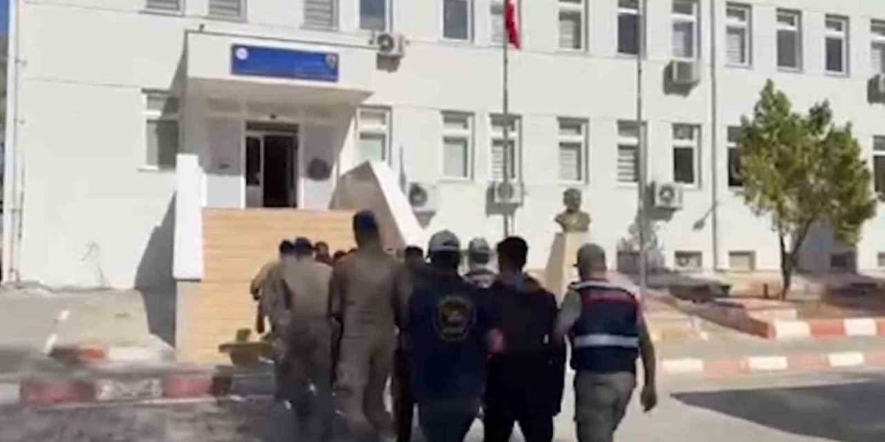 Şanlıurfa’da 11 Milyon Liralık Telefon Dolandırıcılığı Operasyonu: 5 Tutuklama