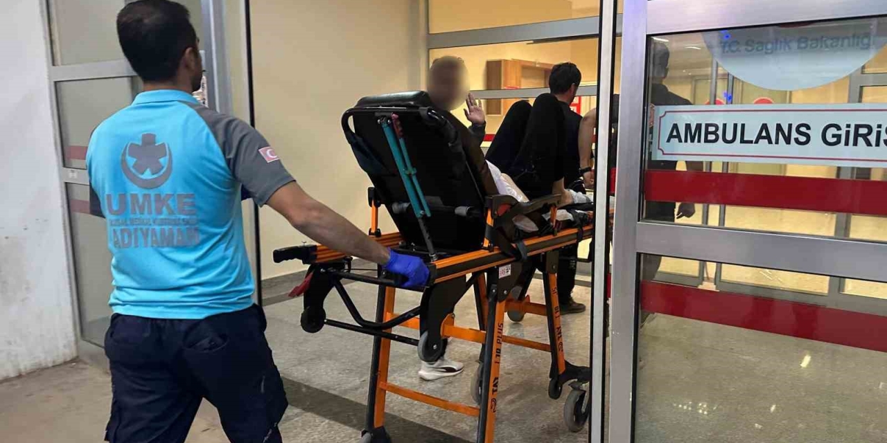 Kazara Kendini Bıçaklayan Kadın Yaralandı