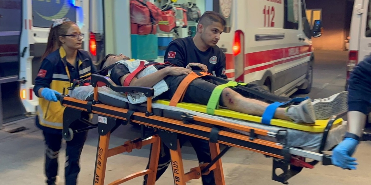 Motosiklet İle Tır Çarpıştı: 1 Yaralı