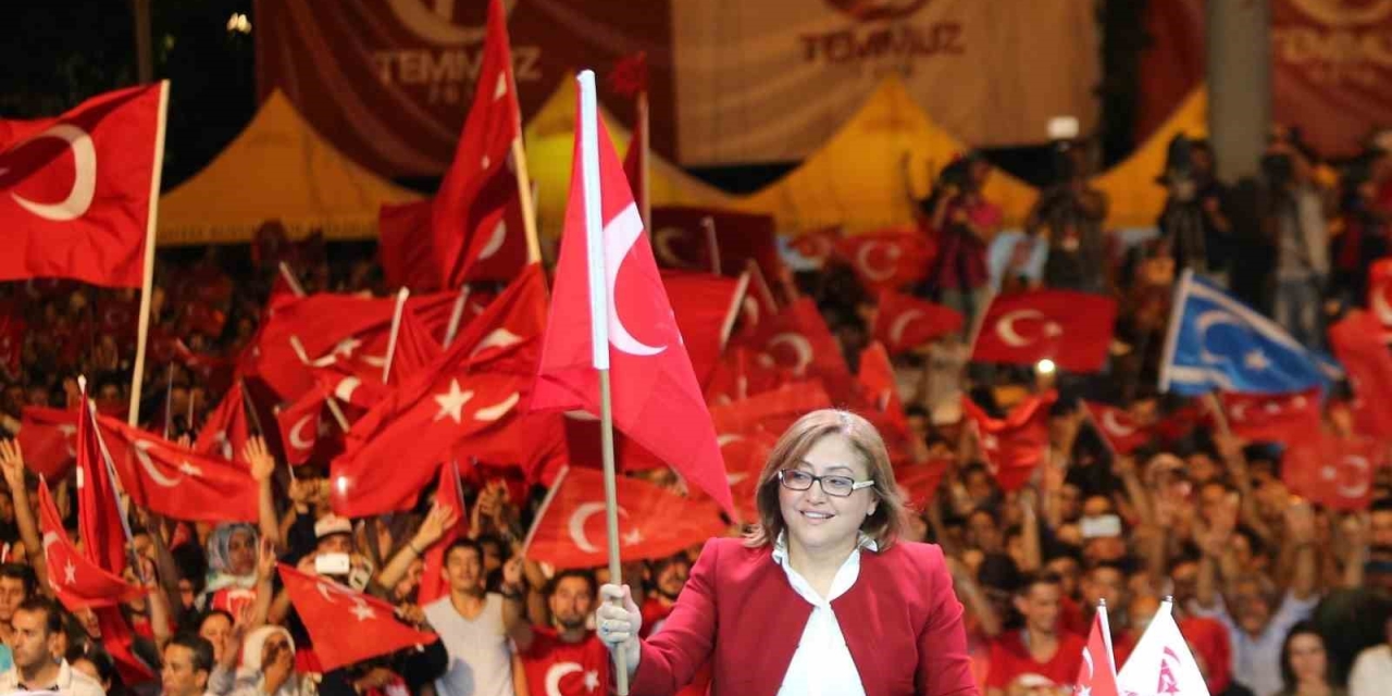 Şahin: "cumhuriyet, Birliğimizin Ve Kararlılığımızın Ebedi Simgesidir"