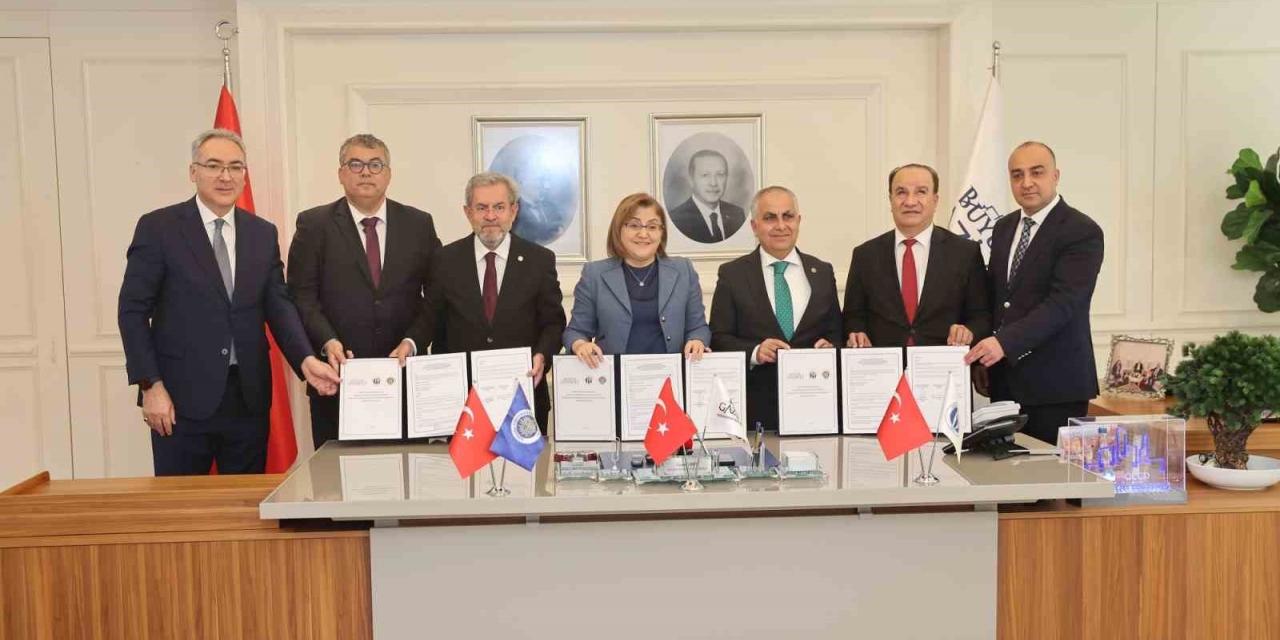 Gaziantep Büyükşehir’den Doğu Ve Güneydoğu Anadolu’ya Hizmet Edecek Merkez