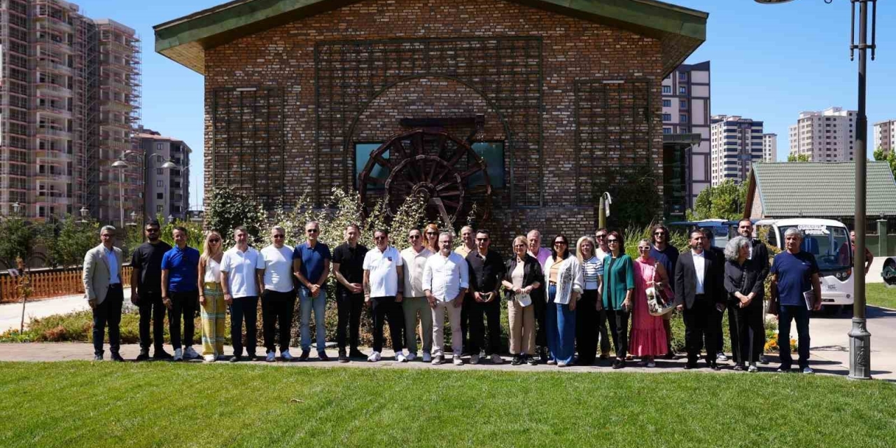 Agro Park Binlerce Ziyaretçiyi Ağırladı