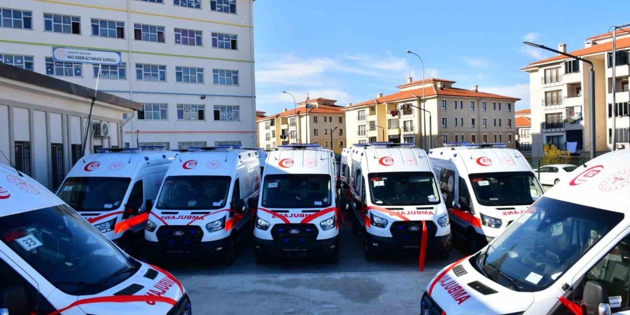Sağlık Bakanlığı’ndan Gaziantep’e 16 Yeni Ambulans