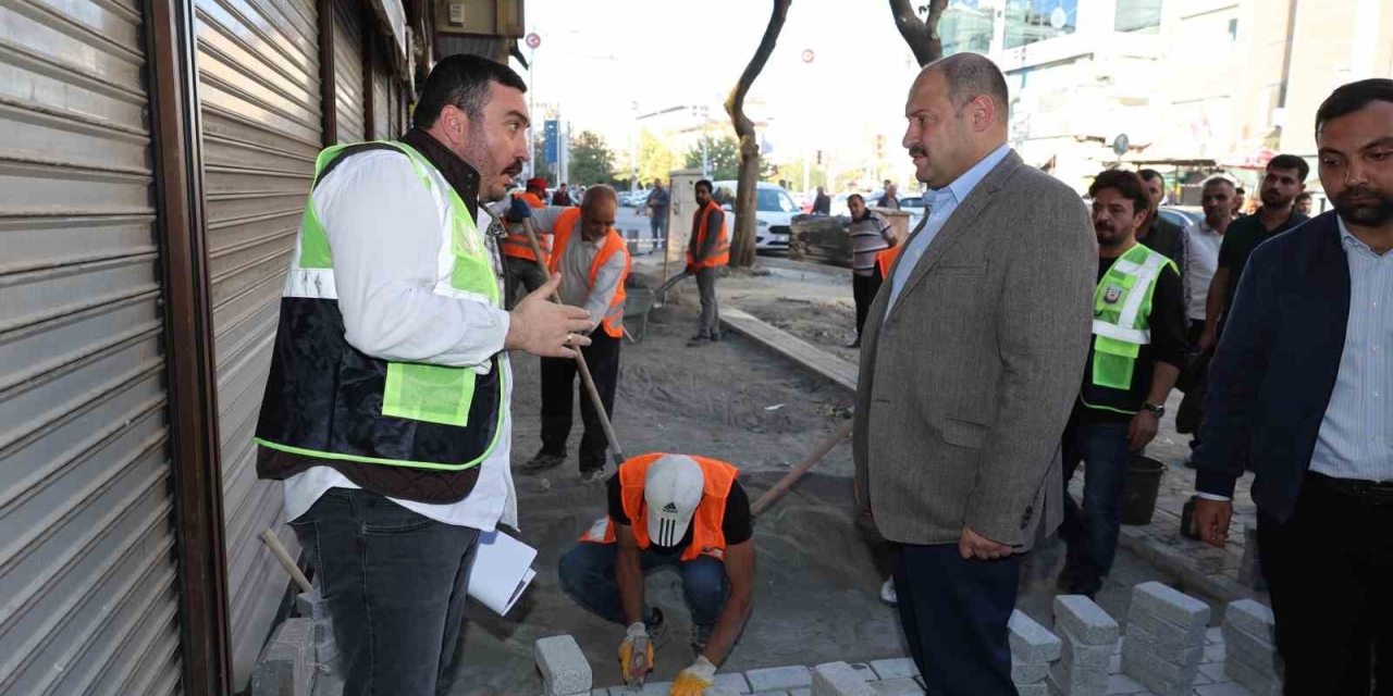 Gülpınar Divanyolu’ndaki Çalışmaları Yerinde İnceledi