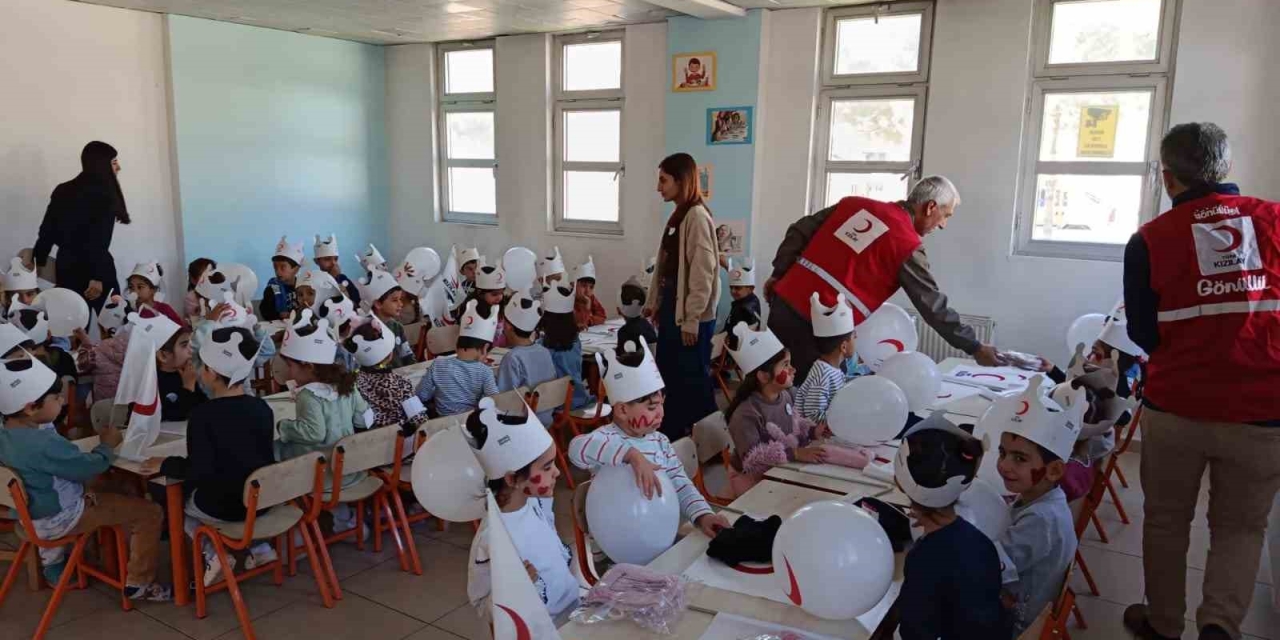 Dicle’de Kızılay Haftası Etkinlikleri