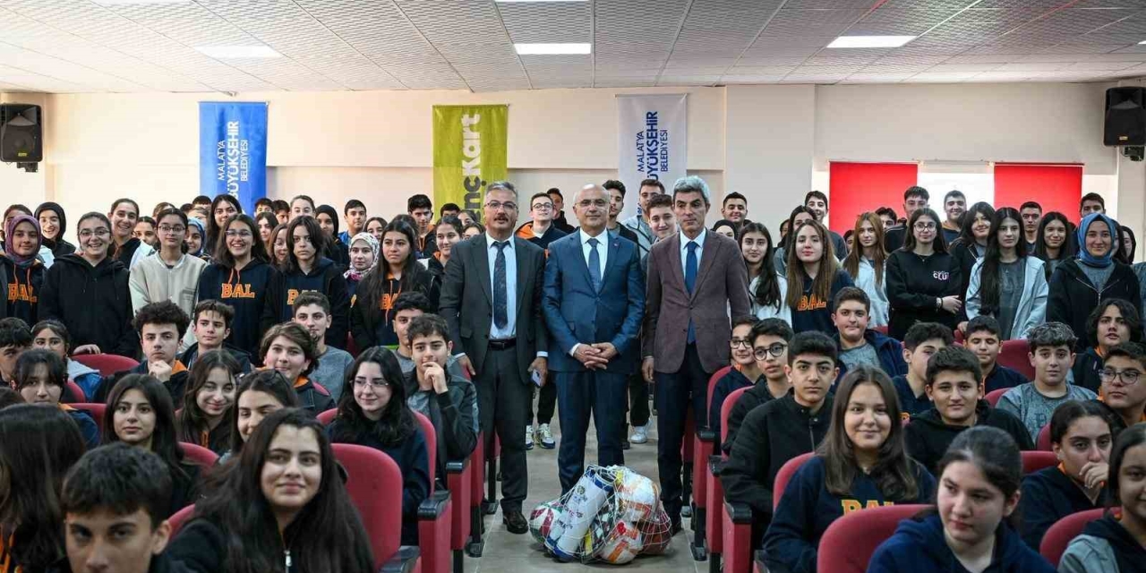 Sami Er: "gençler İçin Tüm İmkânlarımızı Seferber Ediyoruz"