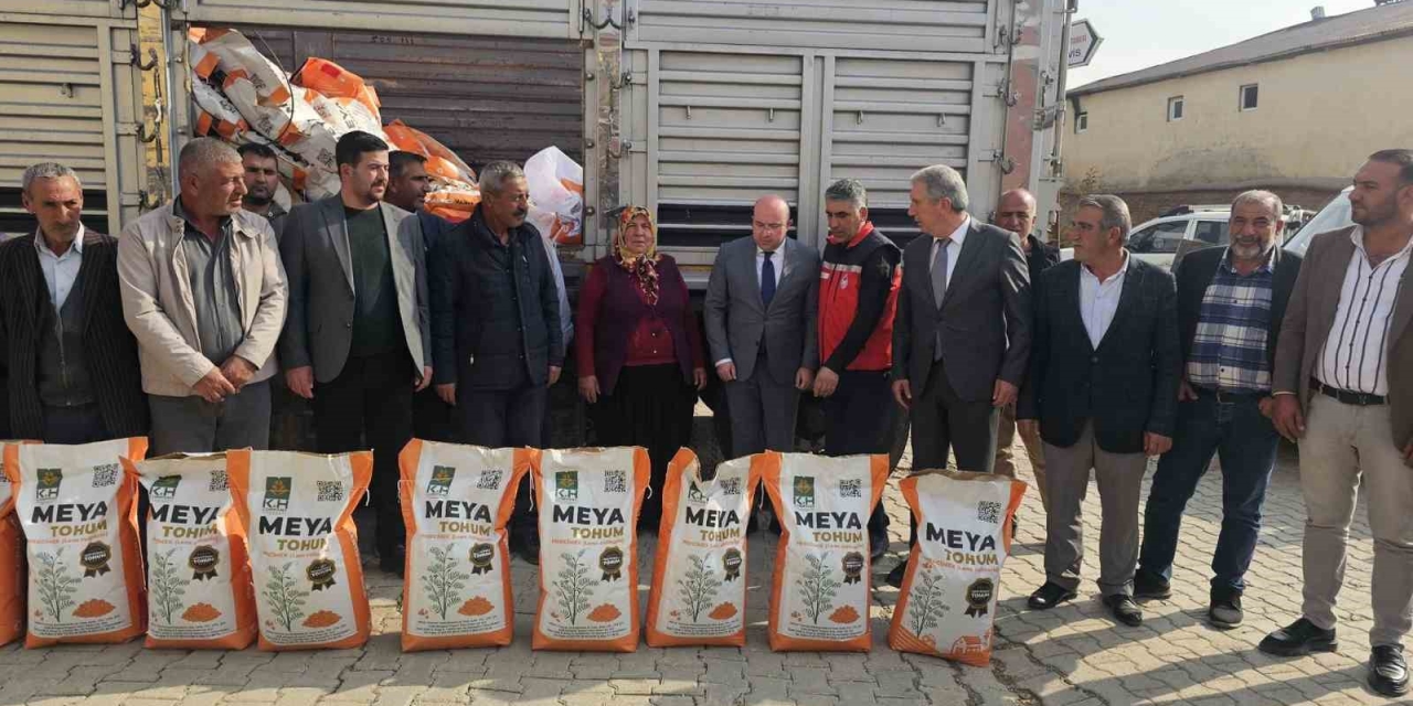 Diyarbakır’da Çiftçilere 55 Ton Mercimek Tohumu Dağıtıldı