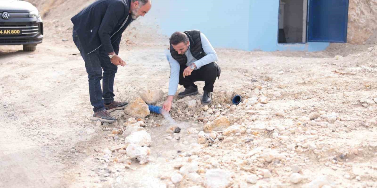 Akçadağ’da İki Mahallede İçme Suyu Sorunu Çözüldü