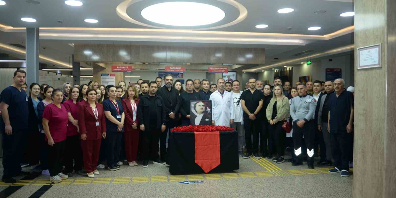 Mustafa Kemal Atatürk, Özel Hatem Hastanesi’nde Düzenlenen Törenle Anıldı