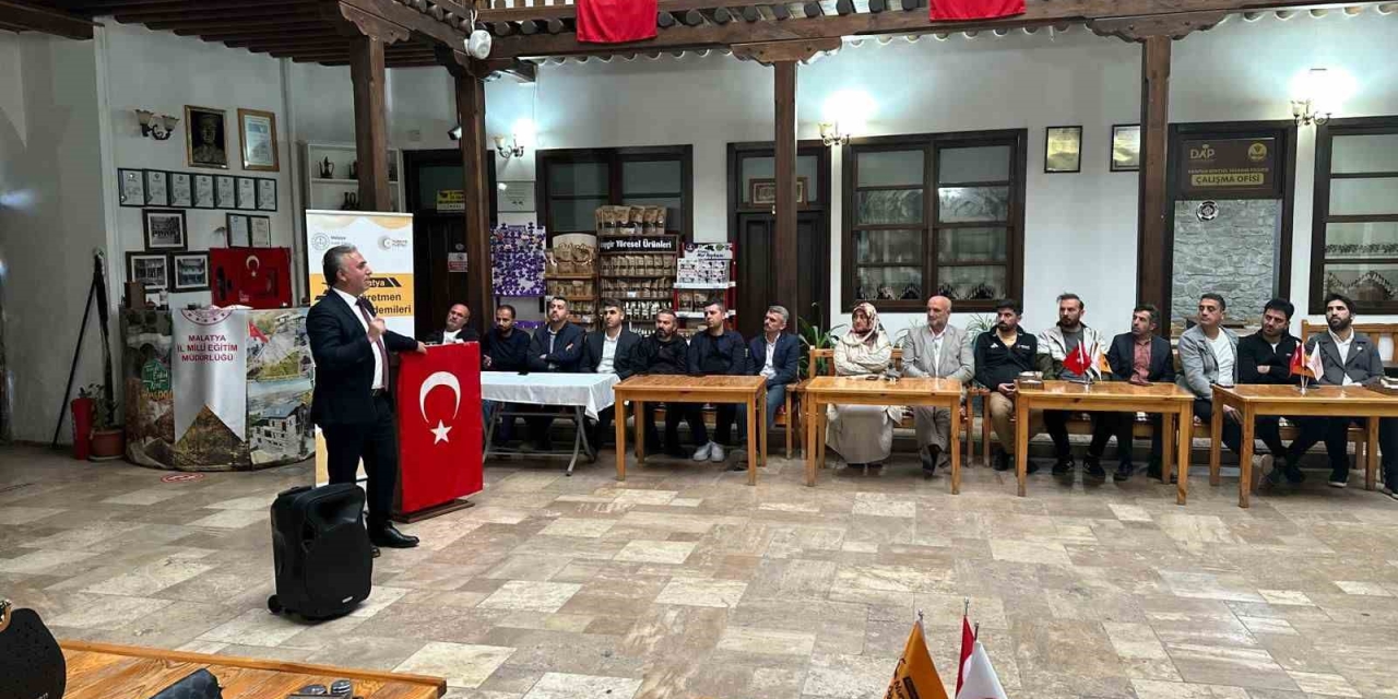 Fethi Gemuhluoğlu Memleketi Arapgir’de Anıldı