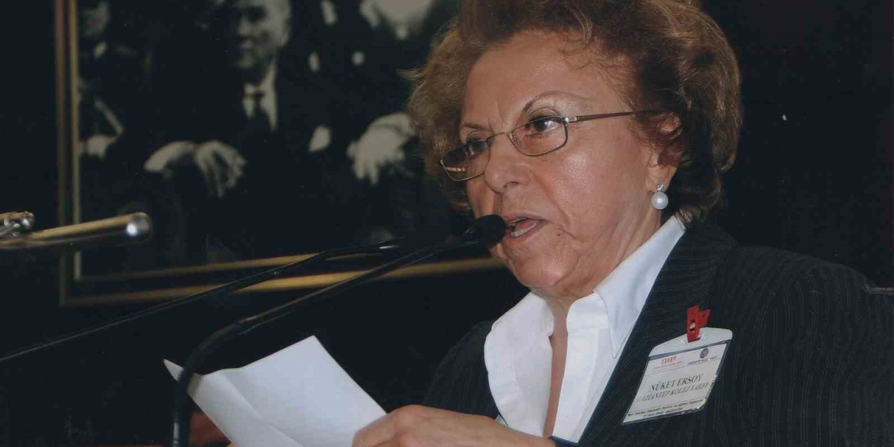 Ömrünü Eğitim Ve Kadınlara Adamış Cumhuriyet Çınarı Nüket Ersoy Vefat Etti