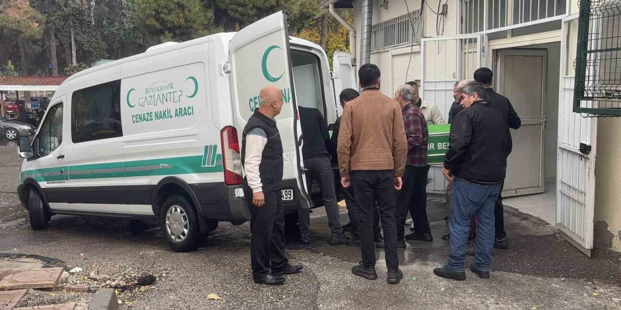 Ders Çıkışı Kalp Krizi Geçiren Öğretmen Kurtarılamadı