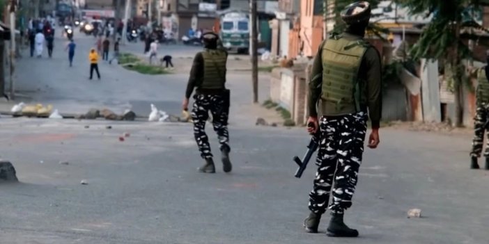 Keşmir'deki Cemaat-i İslami Grubuna Operasyon