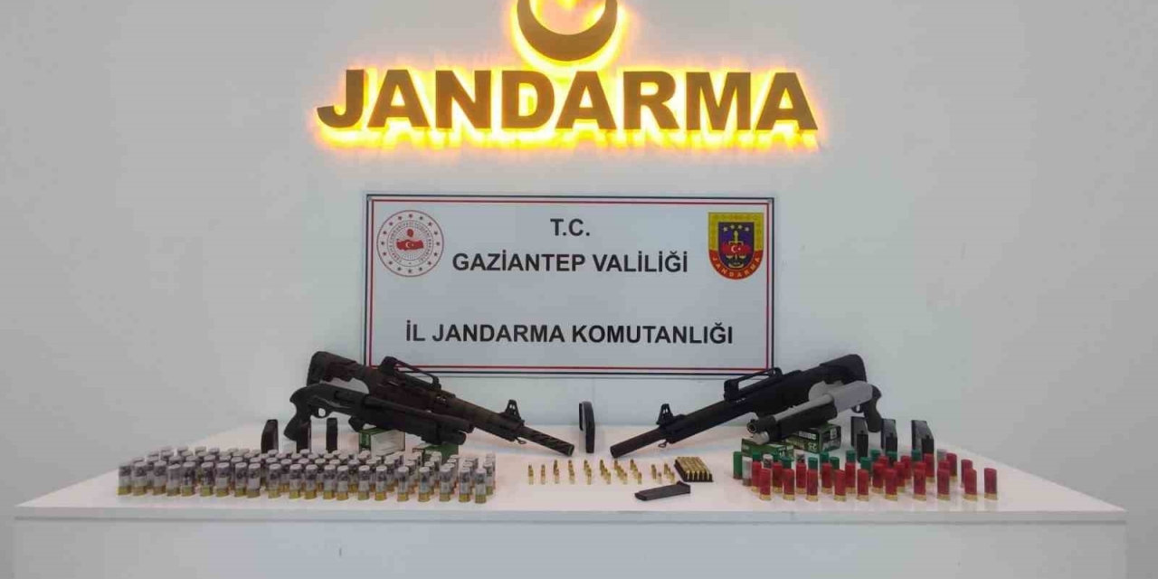 Gaziantep’te 29 Adet Ruhsatsız Silah Ele Geçirildi: 2 Şahıs Tutuklandı