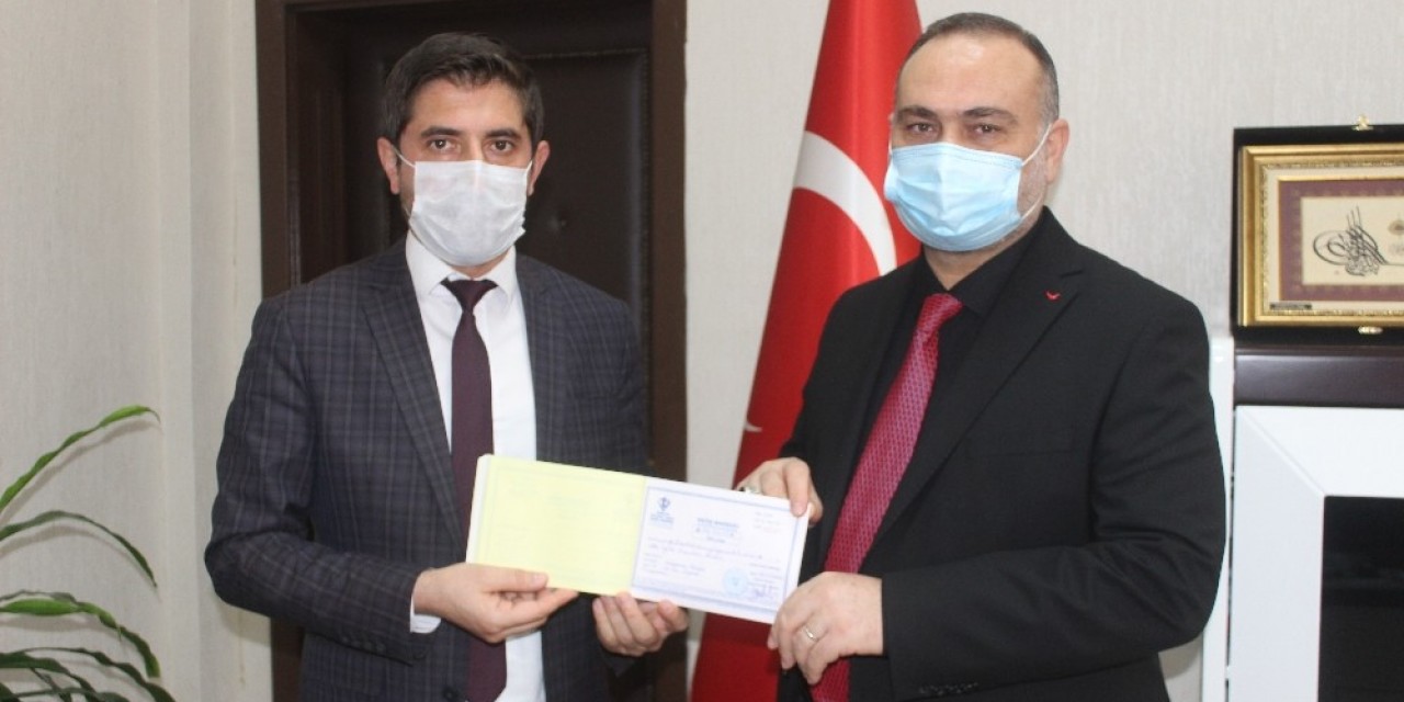 Adıyaman’dan Suriyelilere 26 Briket Ev