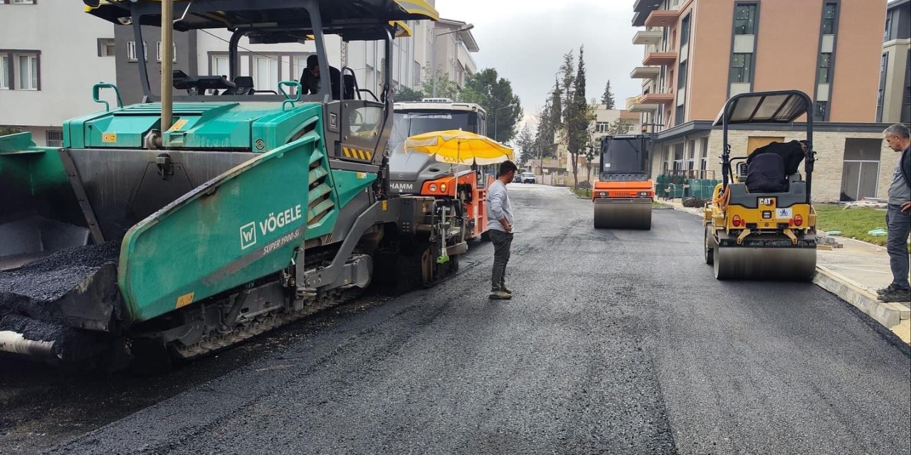 Adıyaman Belediyesi’nden Çarşı Merkezinde Yoğun Altyapı Mesaisi