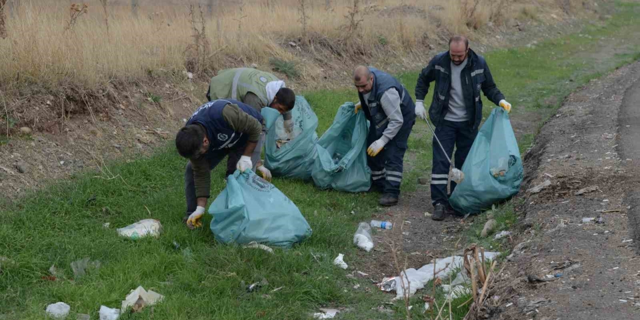 Diyarbakır Girişleri Temizleniyor