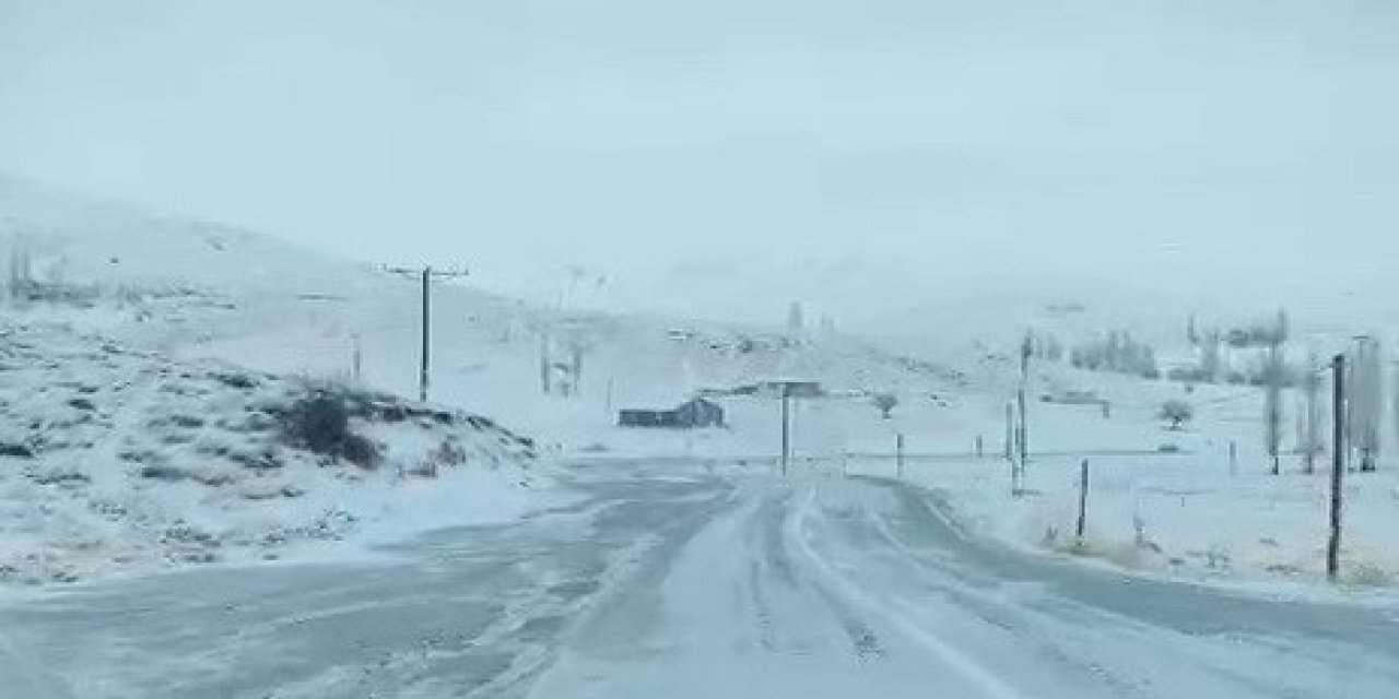 Sincik-malatya Yolunda Kar Yağışı Etkili Oluyor