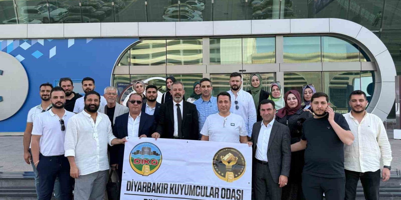 Diyarbakır Kuyumcular Ve Sarraflar Odası Abu Dabi’de Mezopotamya’nın Köklü Altın İşleme Kültürünü Tanıttı