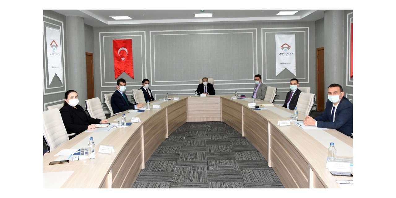 Kaymakamlar, Vali Mahmut Çuhadar Başkanlığında Toplandı