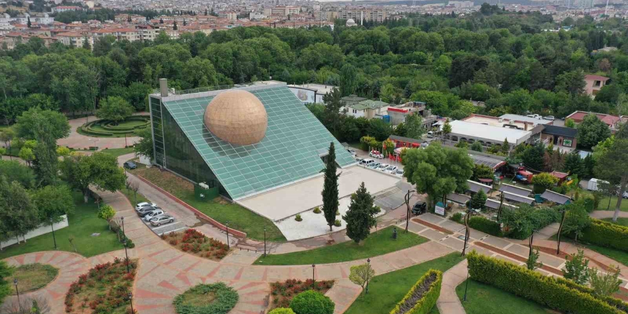 "yapay Zeka Yönetmenini Arıyor: Kısa Film Hackathonu" Gaziantep’te Gerçekleşiyor