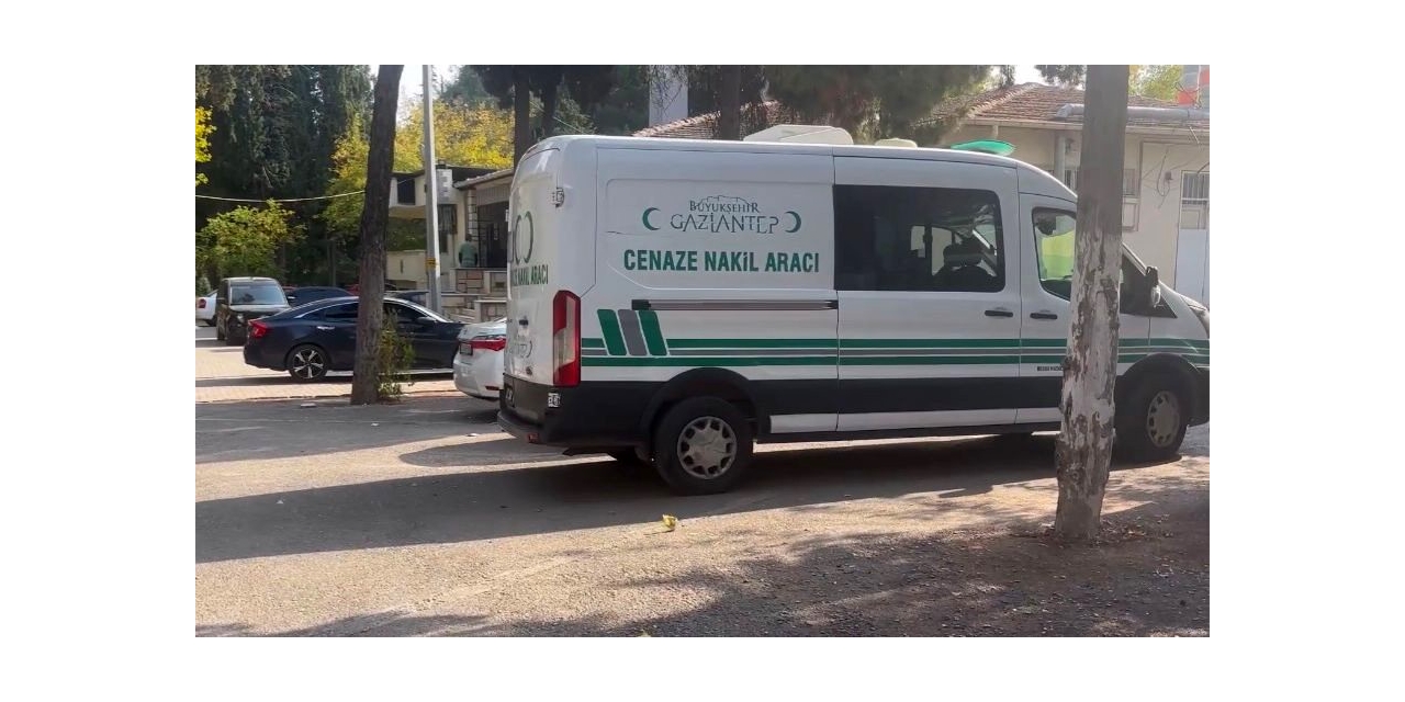 Traktör Kazasında Hayatını Kaybeden Çiftçinin Cenazesi Ailesine Teslim Edildi