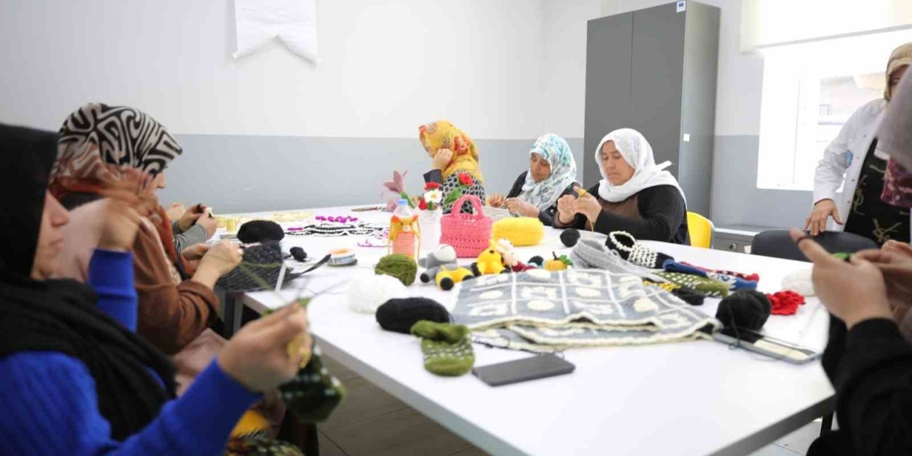 Eyyübiyeli Kadınlar Aldıkları Eğitimle Hayallerine Ulaşıyor