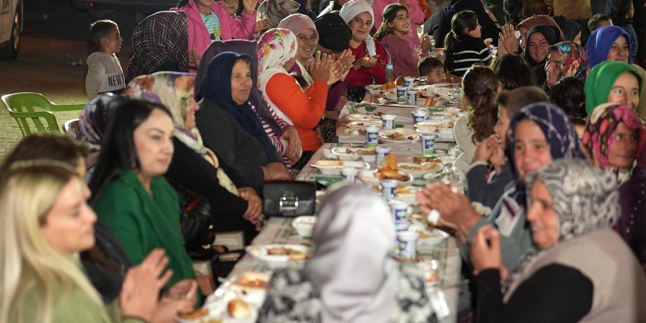 Yılmaz’a Kozluyazı’da Miting Gibi Karşılama
