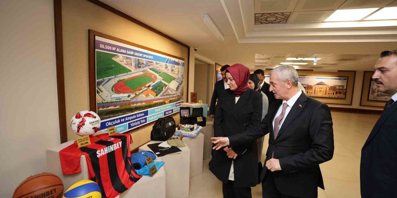 Ak Parti Genel Başkan Yardımcısı Dr. Betül Sayan Kaya Şahinbey Belediyesi’nin Hizmetlerini Takdir Etti