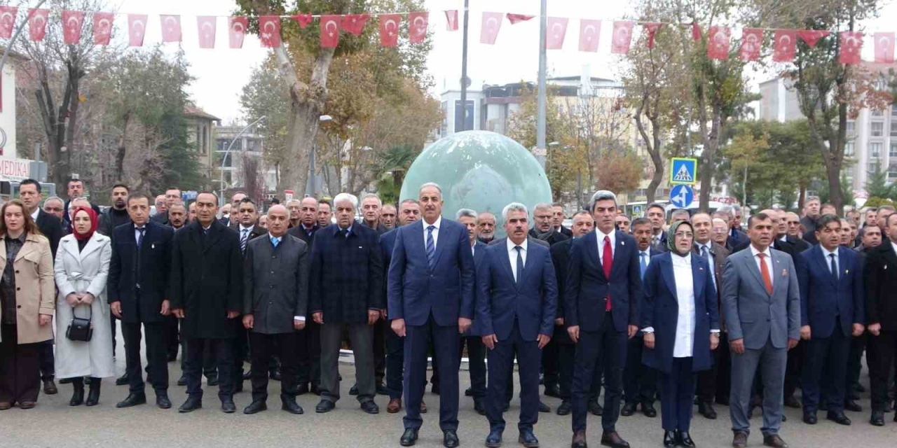 Malatya’da Öğretmenler Günü Kutlanıyor