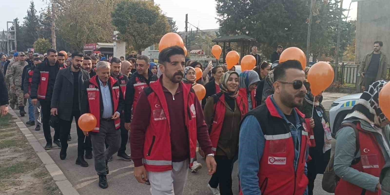 Adıyaman Protokolü Kadına Şiddet İçin Yürüdü