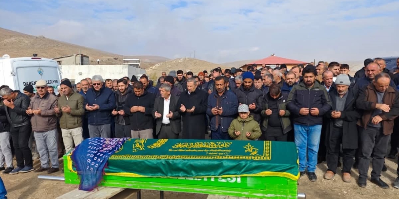 Malatya’da Kayıp Olarak Aranırken Ölü Bulunan Kadın Defnedildi