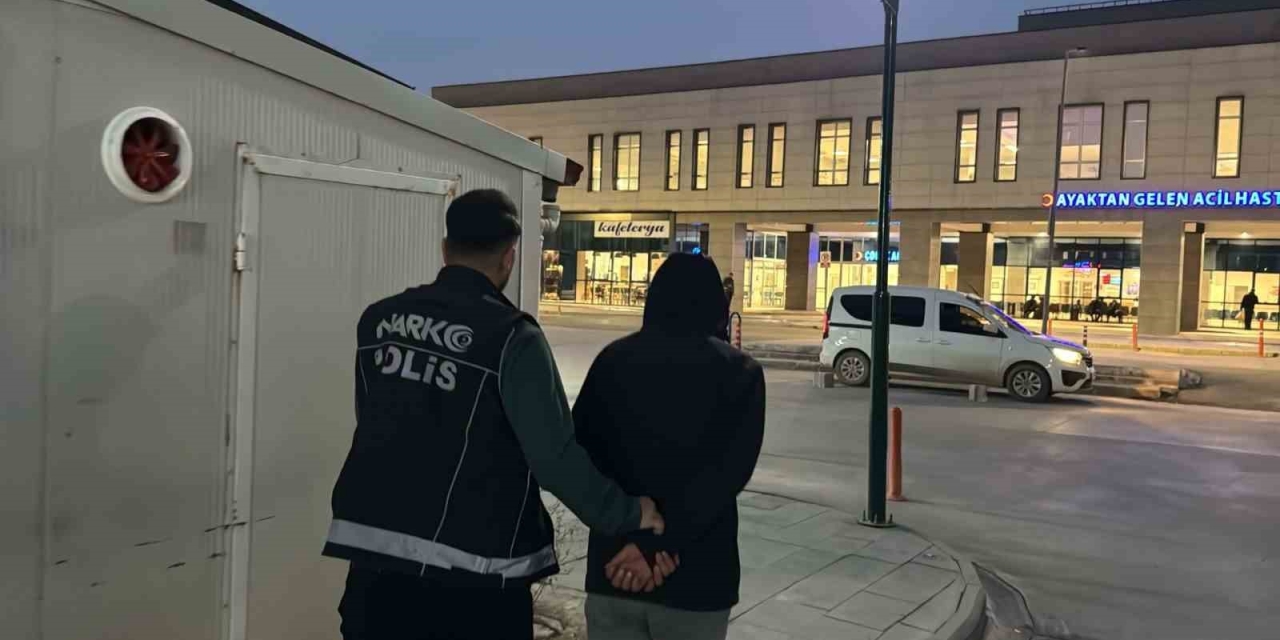 Adıyaman 340 Gram Sentetik Uyuşturucu Ele Geçirildi