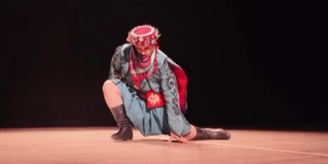 Gösteri Sırasında Ters Hareket Yapan Dansçının Çapraz Bağları Koptu