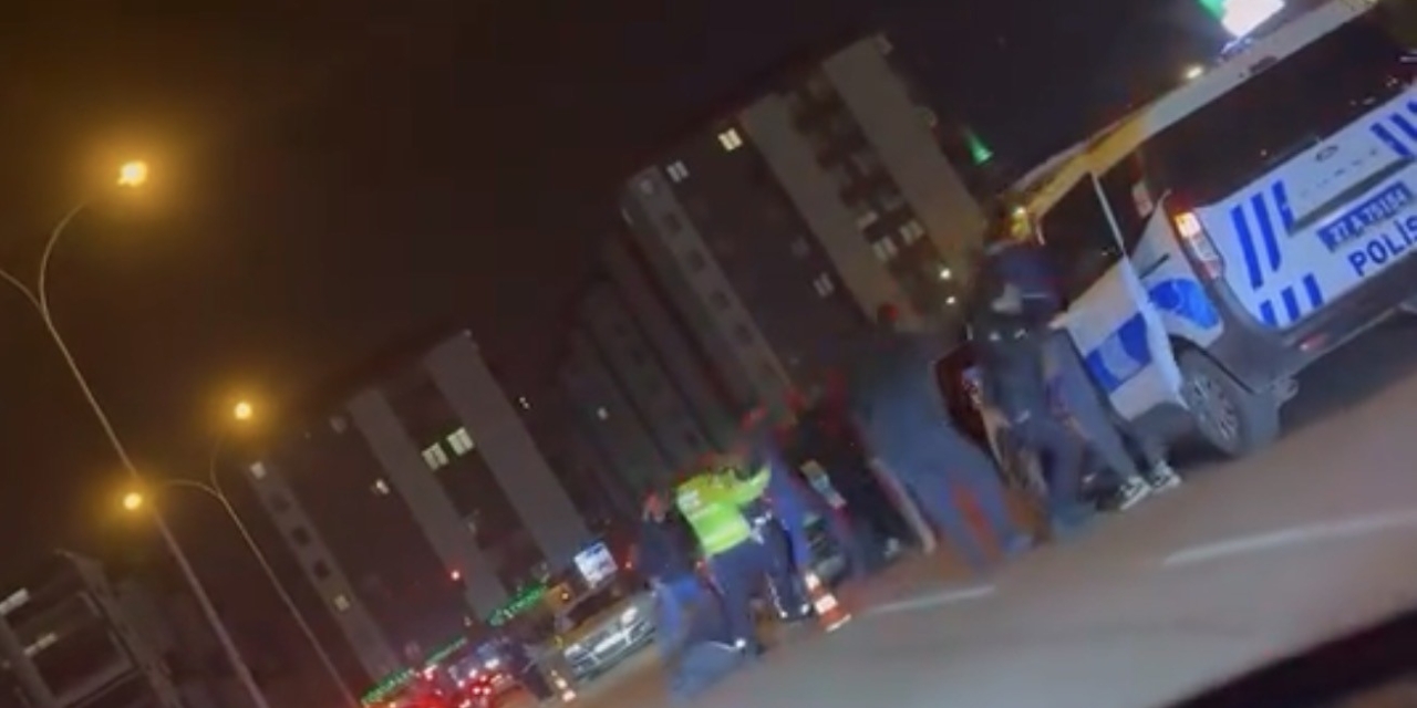 Gaziantep’te Trafik Cezasına Tepki Gösteren Şahıslardan Polise Mukavemet