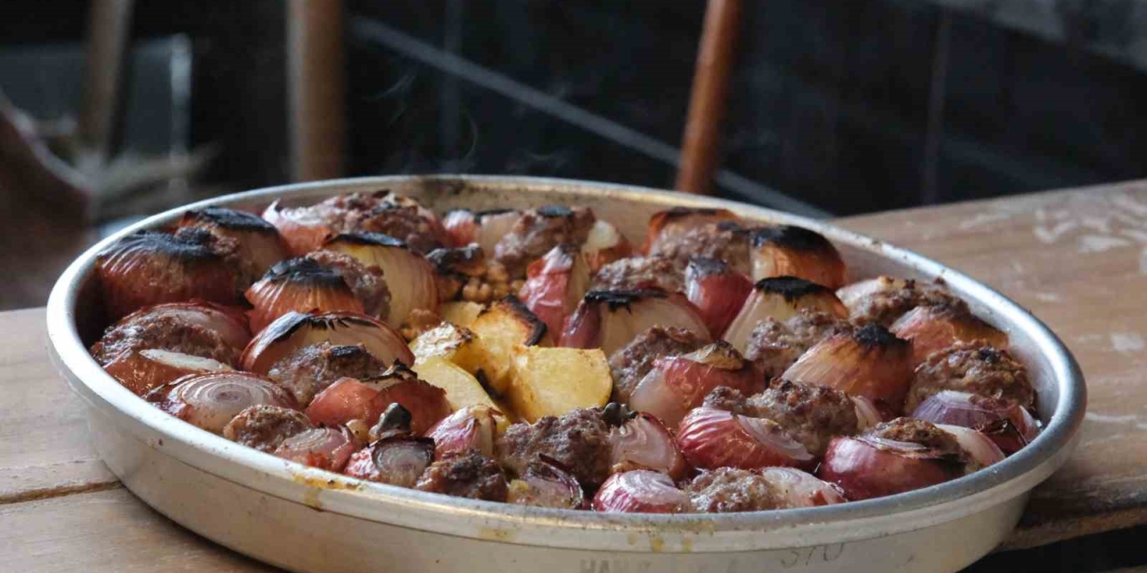 Gazianteplilerin Doğal Antibiyotiği Soğan Kebabı