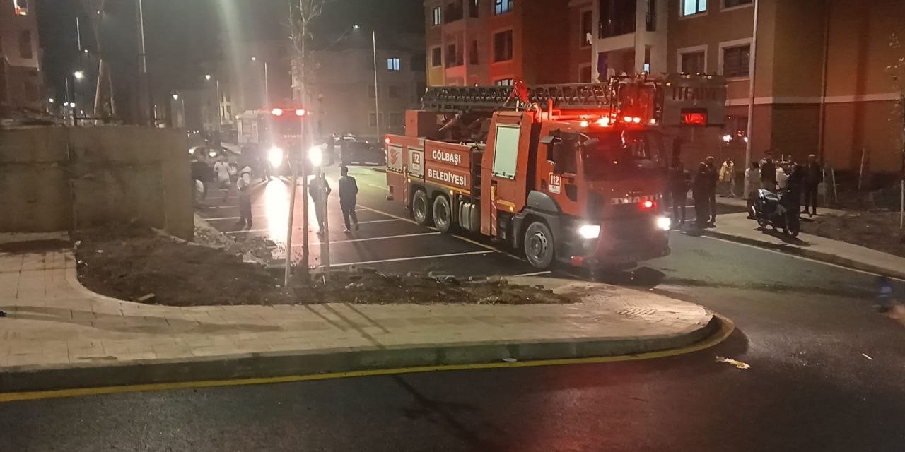 Şarjda Bırakılan Cep Telefonunun Bataryası Patladı