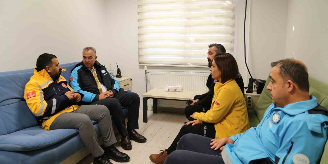 Sağlık Müdürü Asiltürk 112 Çağrı Merkezinde Göreve Katıldı