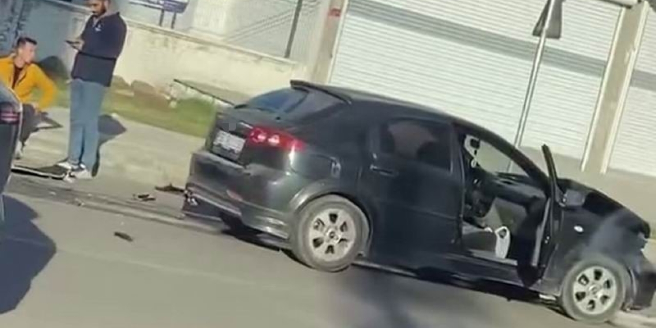 Diyarbakır’da Otomobiller Çarpıştı: 2 Yaralı