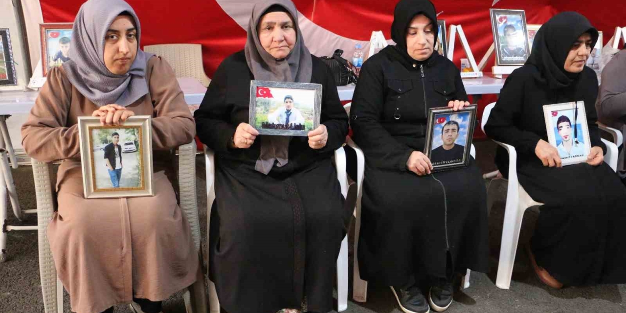 Diyarbakır Anneleri Gelecek Güzel Haberler İçin Sabırsızlanıyor