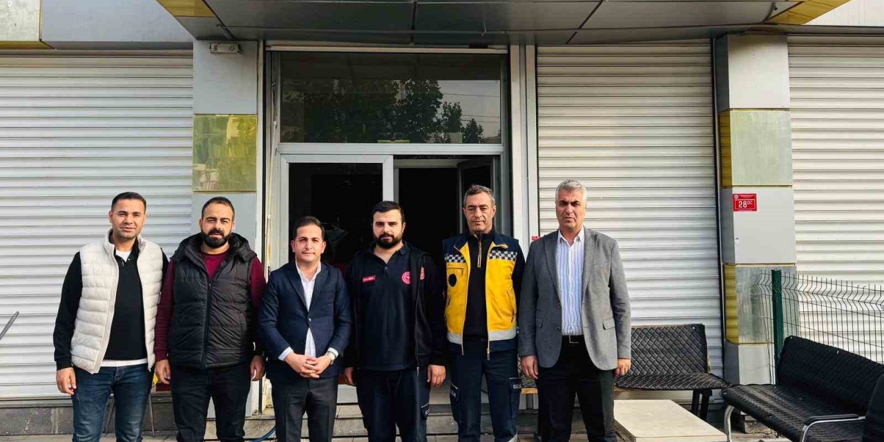 Hak-iş İl Başkanı Aküzüm, Acil Sağlık Hizmetleri Başkanı İpek’le Bir Araya Geldi