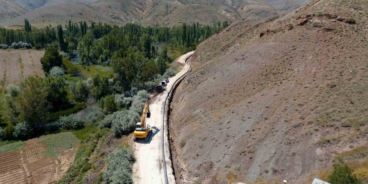 Malatya Büyükşehir Belediyesi’nden Kuluncak’a Dev Altyapı Ve İçme Suyu Yatırımı