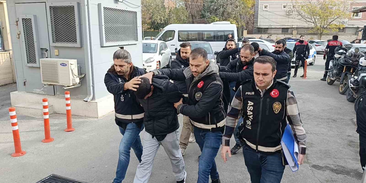 Şanlıurfa’da Silahlı Saldırıya İlişkin 4 Şüpheli Adliyede
