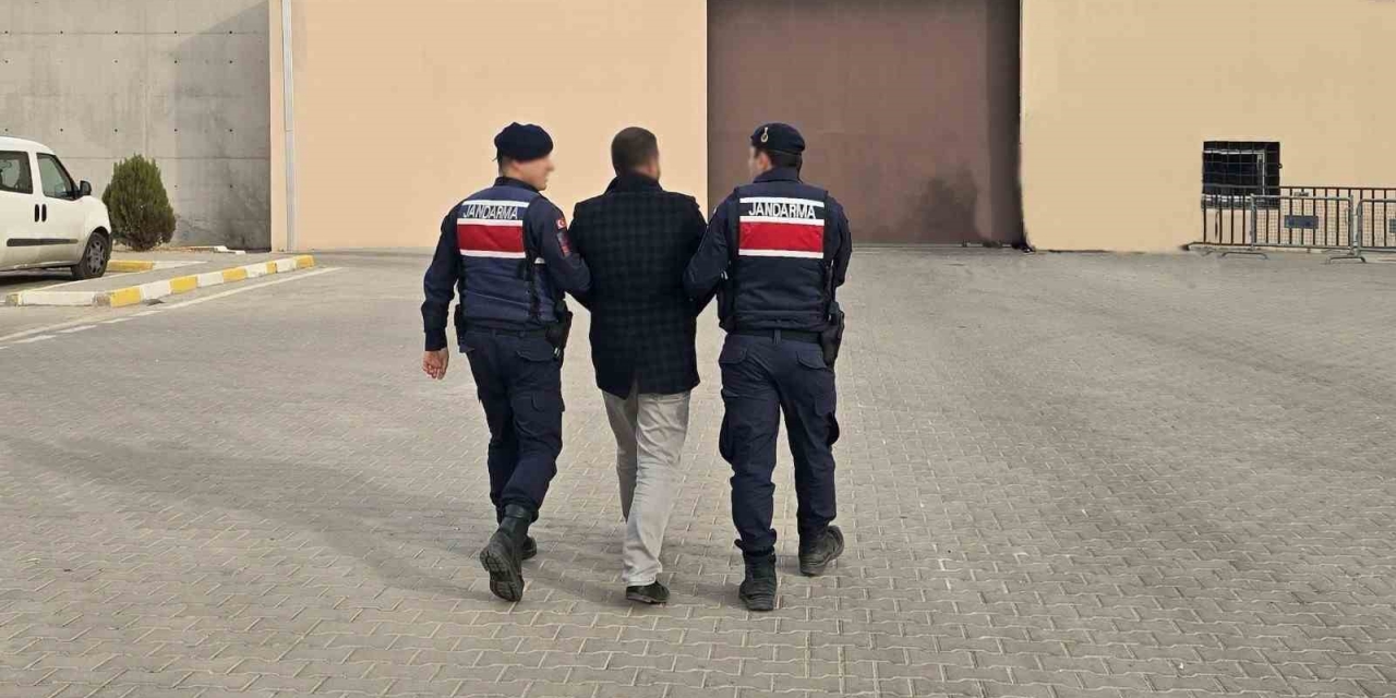 Gaziantep’te Aranan 3 Şahsı Jandarma Yakaladı