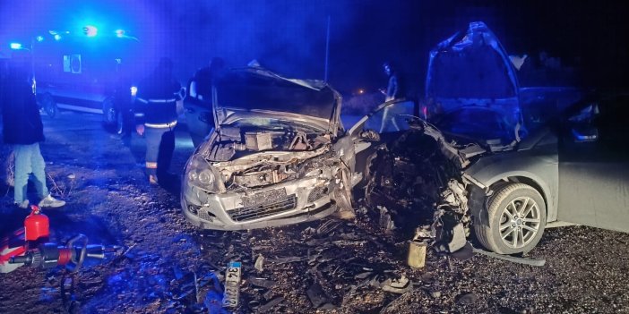 Kahta'da İki Otomobil Çarpıştı: 5 Yaralı