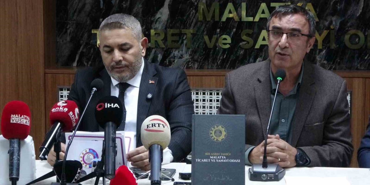 Mtso’nun 100 Yıllık Tarihi Kitaplaştırıldı