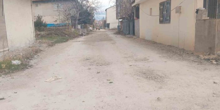 Gölbaşı İlçesinde Mahallelinin Asfalt Tepkisi