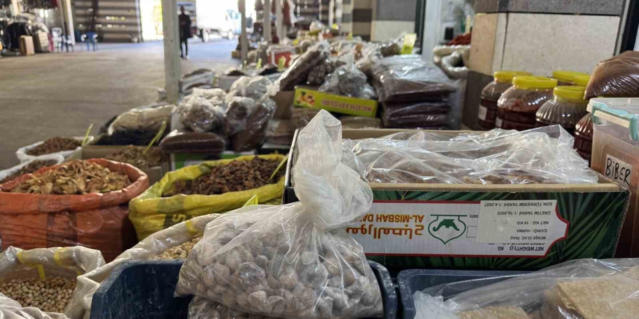 Çermik Organik Kuruyemiş Pazarına Yoğun İlgi