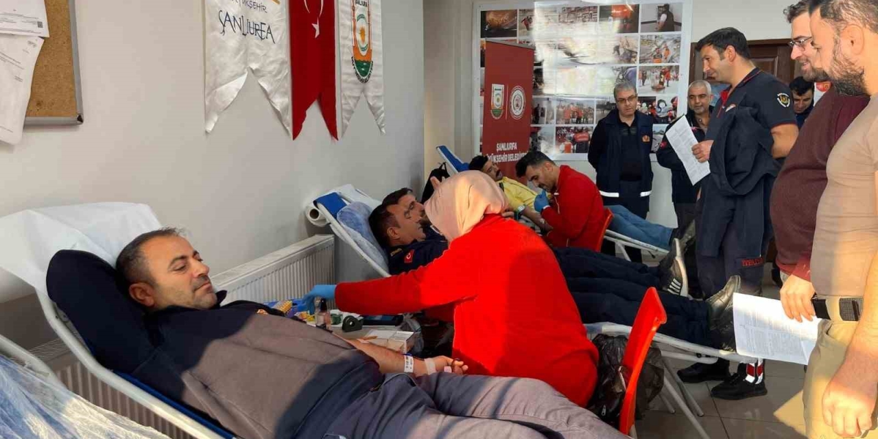 Şanlıurfa İtfaiyesi’nden Kan Bağışı